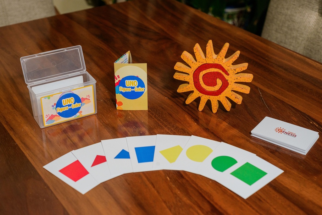 UNO  Figura Color
